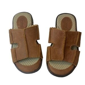 Born Dillon Jared Leather Sandal Slides . Boy Sz 12 little Kid. New without box.